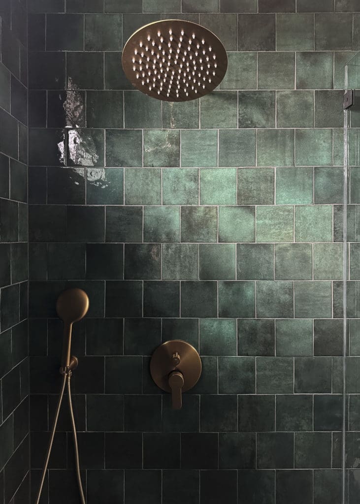 2025 design trends dark green interior